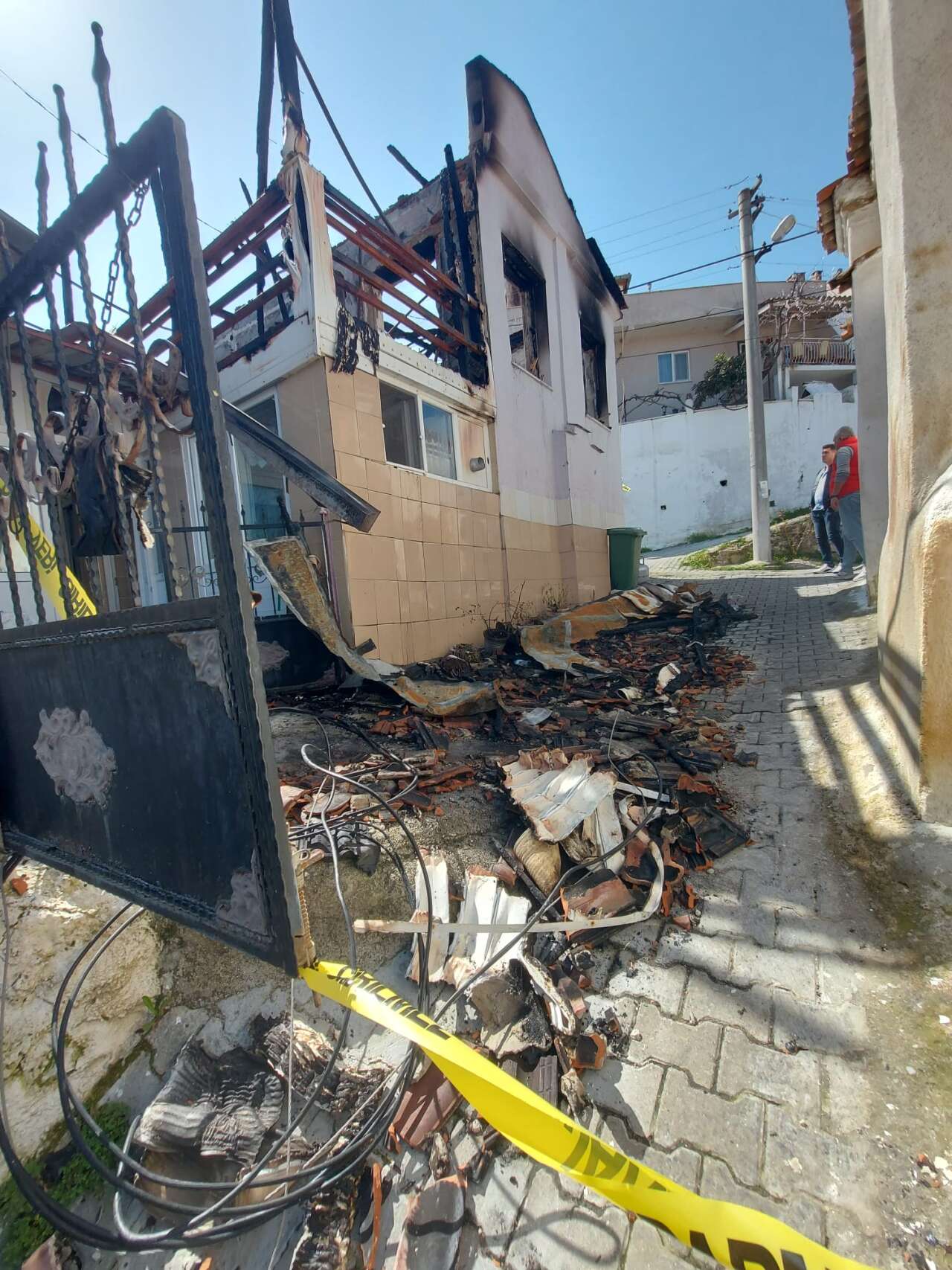 Muğla'da Alevlerin Yaşamdan Kopardığı Yaşlı Çift Gözyaşlarıyla Uğurlandı 2